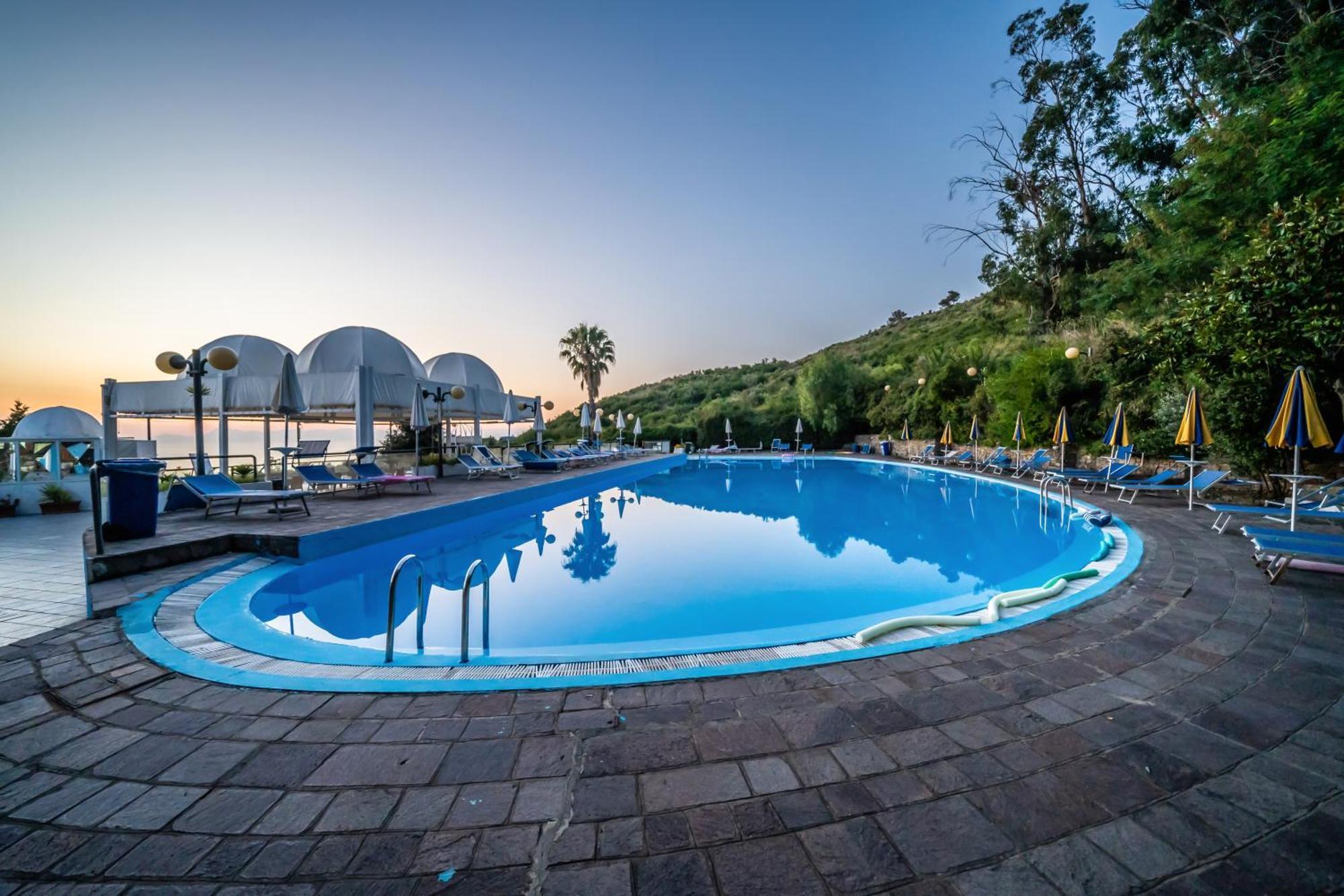 Willa L'Oasi Del Tramonto Agropoli Zewnętrze zdjęcie